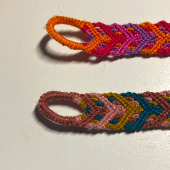 Beautiful handmade tie friendship bracelets - Picture 2 of 4